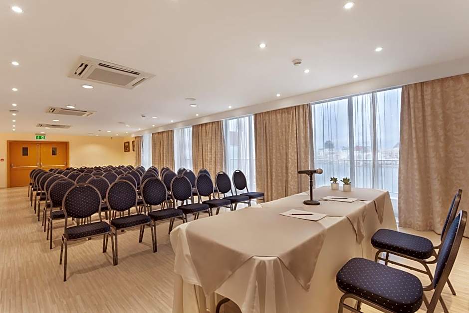 Plaza Regency Hotels