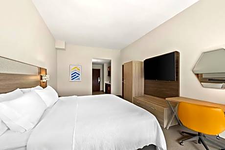 King Room - Mobility Access/Hearing Accessible
