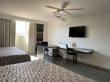 King Room with Two King Beds