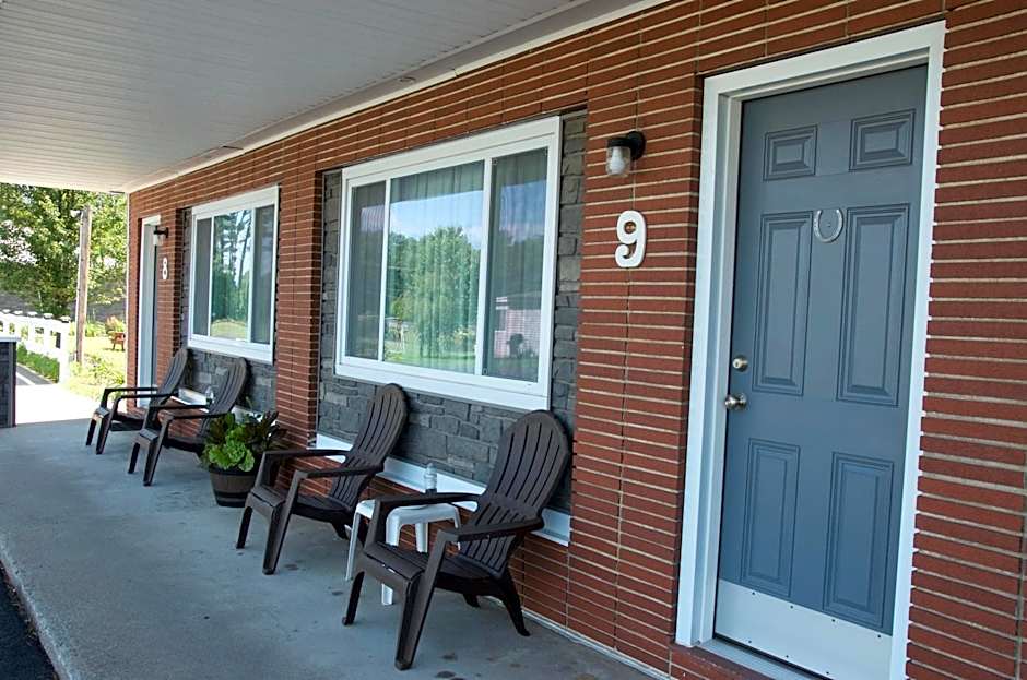 Sara Glen Motel - Saratoga Springs-Glens Falls