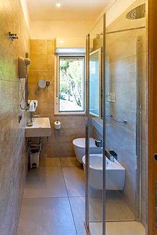 Quadruple Room with Terrace