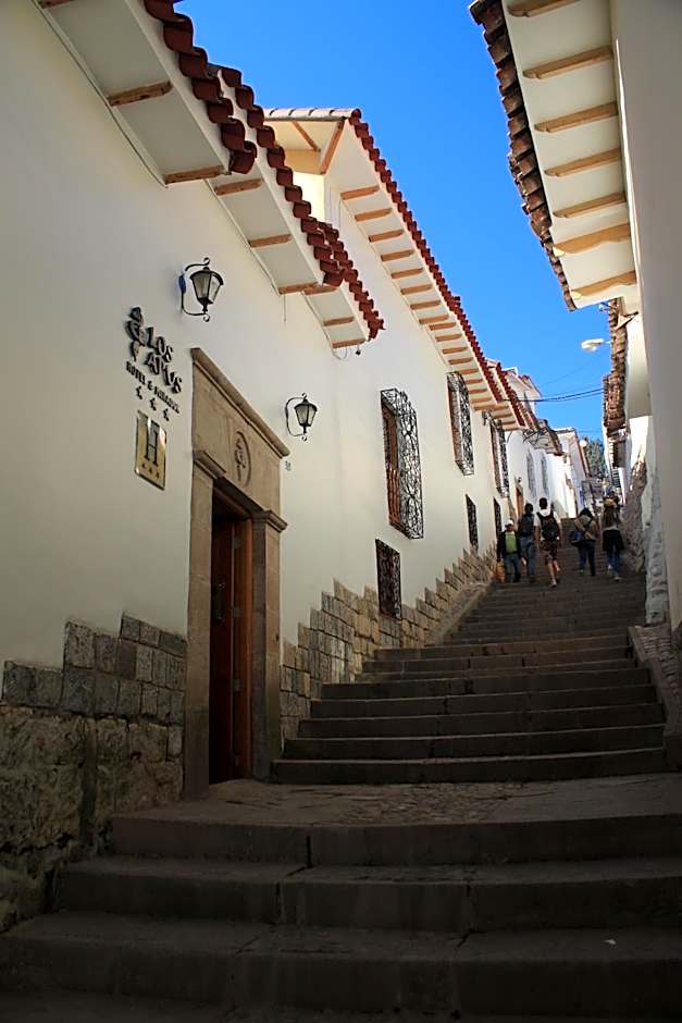 Hotel & Mirador Los Apus