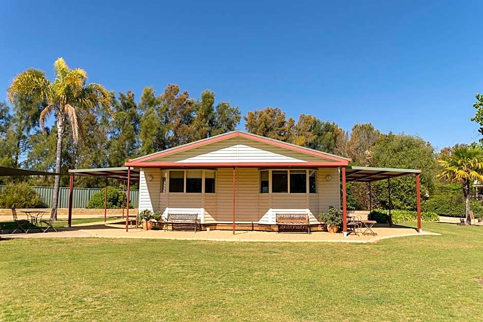 Tokemata Retreat