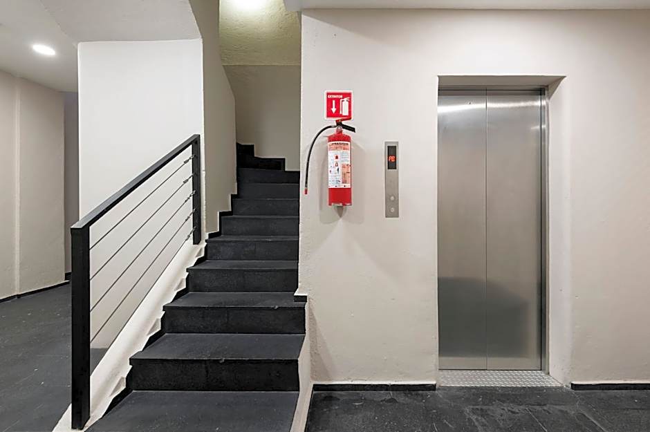 102 Centro 2Bdrm 2bath apt AC Rooftop