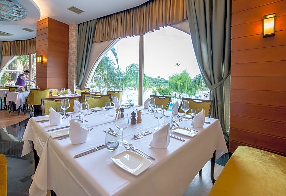 Crystal Prestige Pearl Collection