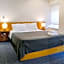 Peach Hostel & Suites