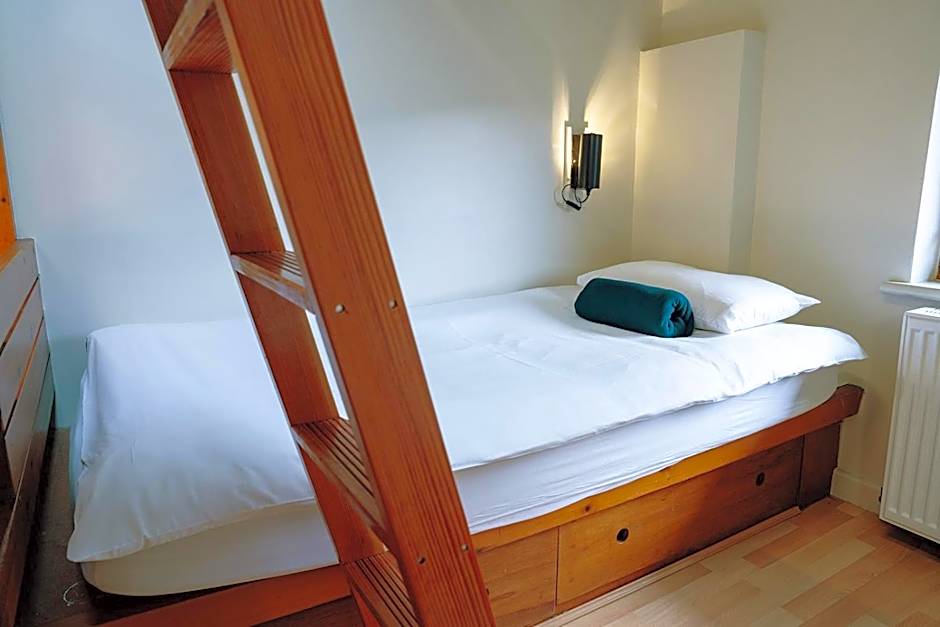 IOU Hebden Bridge Vegetarian Hostel