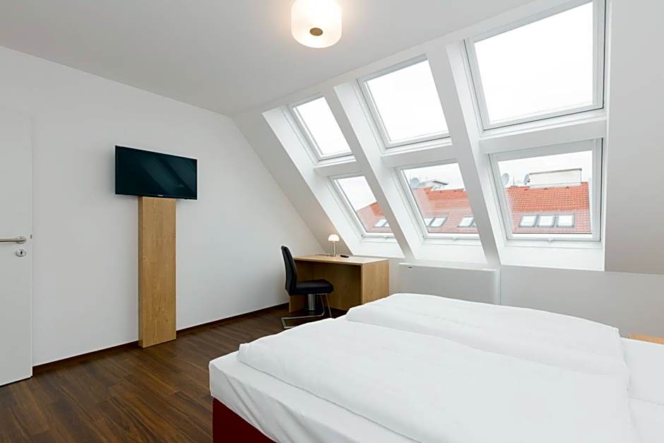 Vienna Stay Apartments or Rooms 1050