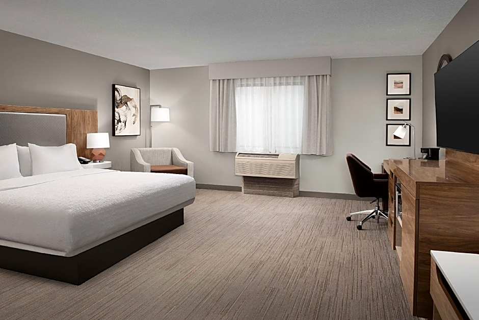Photo 1 of 8 of 1 King Bed, Hearing/Mobility Accessible, Roll in Shower