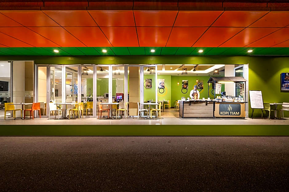 Zest Hotel Harbour Bay Batam