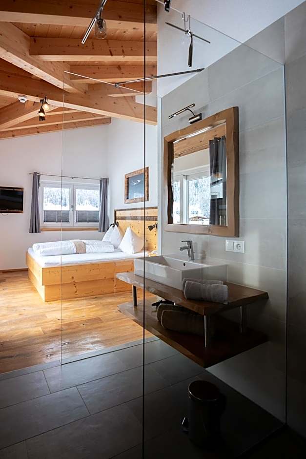 Palazi Apartments & Spa