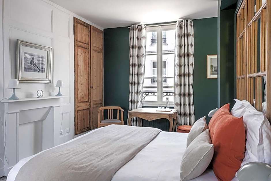 Photo 1 of 4 of Double Room