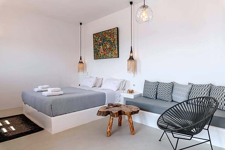 Trinity Mykonos - Beachfront Villa