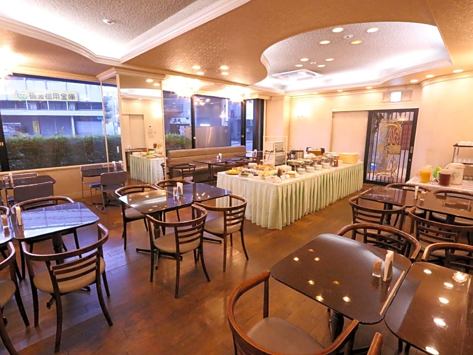 Apa Hotel Tonami-Ekimae