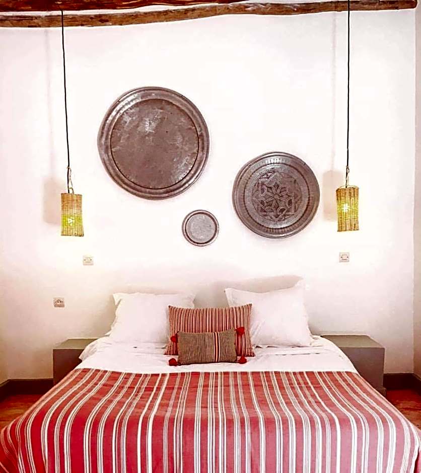 Art Riad Au Bord De La Mer