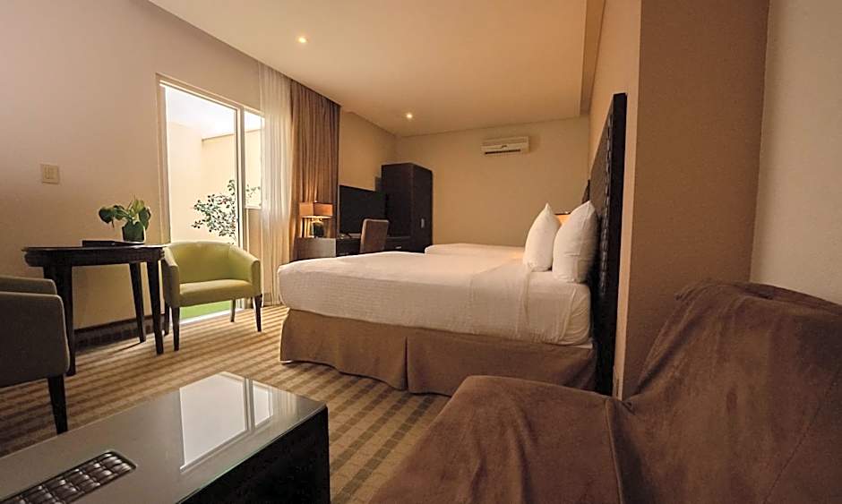 Hotel & Suites Rincon Del Valle