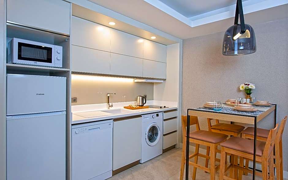 A Suite Side
