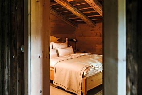 Alm Suite with two Bedrooms, privat terrace and garden