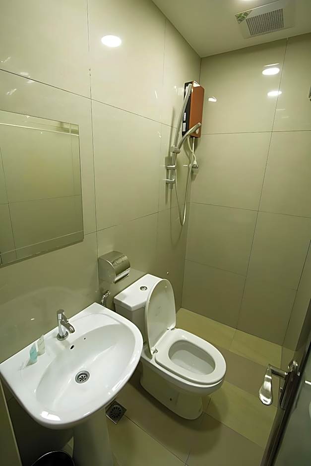 Expo Hotel
