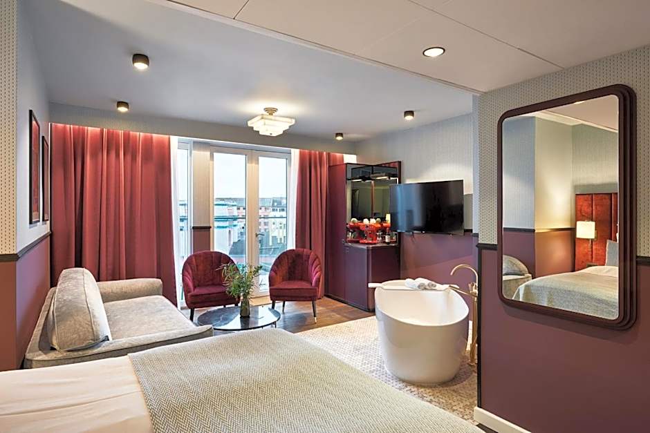 Photo 1 of 14 of Signature Penthouse Suite