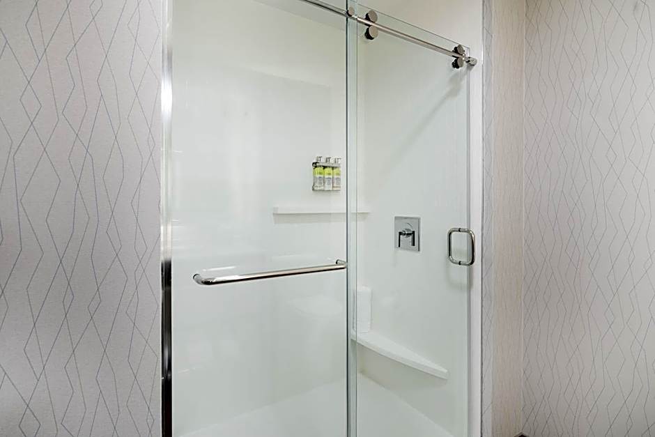 Holiday Inn Express Boston - Quincy By IHG