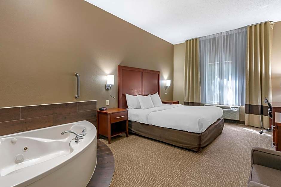 Comfort Inn & Suites St Louis-O'Fallon