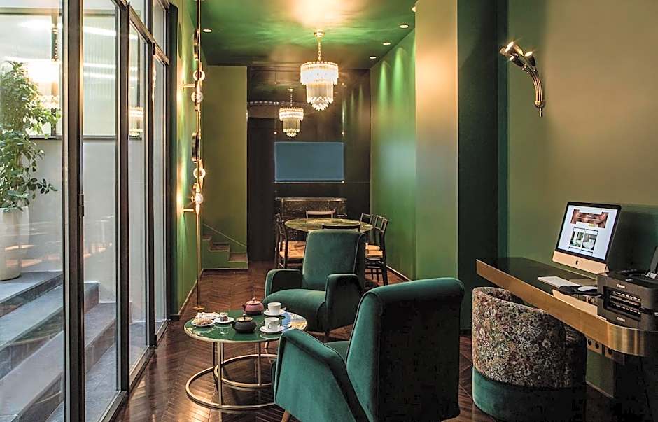 Hotel du Rond-Point des Champs-Elysees - Esprit de France