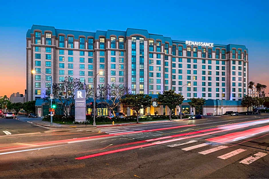 Renaissance Los Angeles Airport Hotel