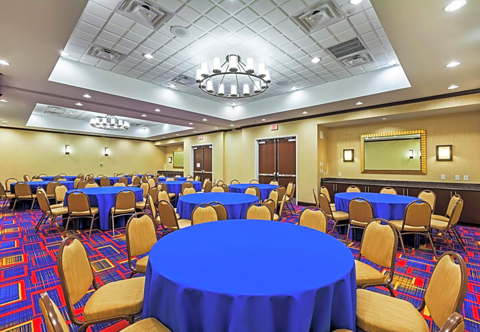Clarion Hotel The Colony - Plano West