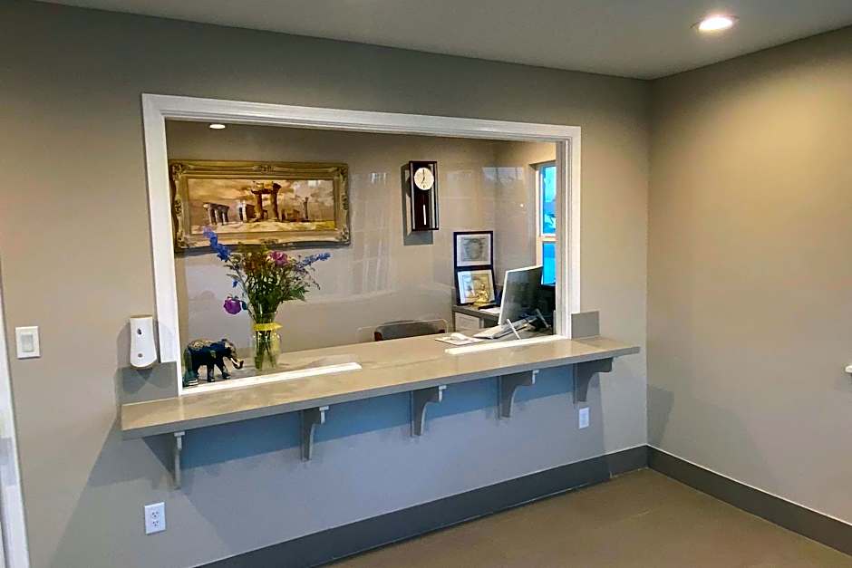 Super 8 by Wyndham Bakersfield CA