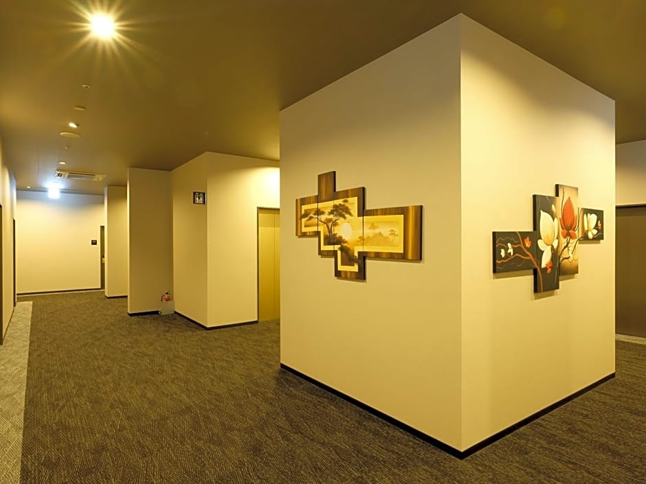 The Premium Hotel In Rinku