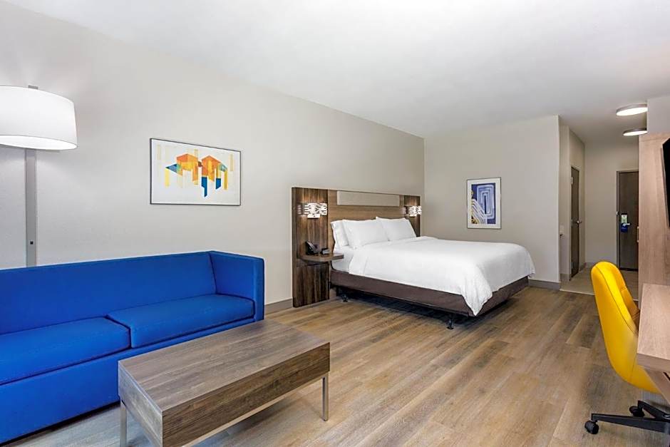 Holiday Inn Express & Suites Macclenny By IHG