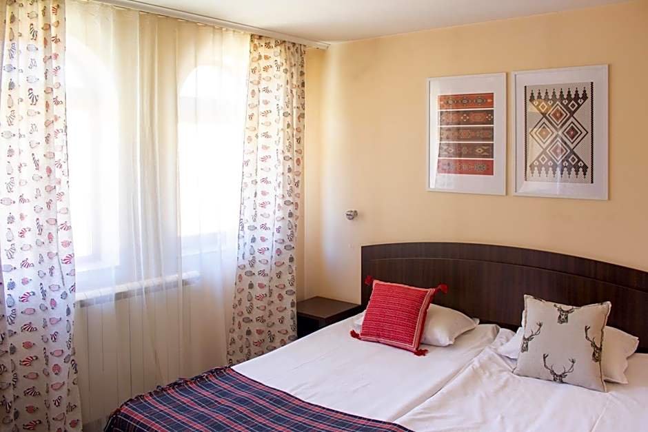 Meteor Family Hotel