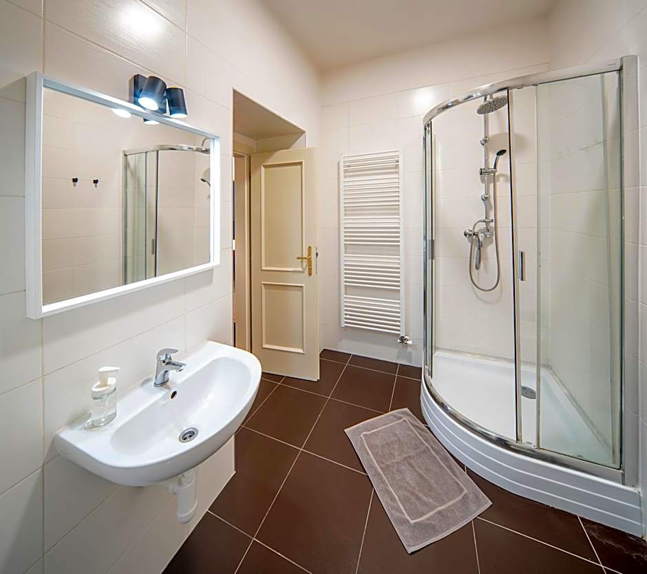 Apart Hotel Zborovska