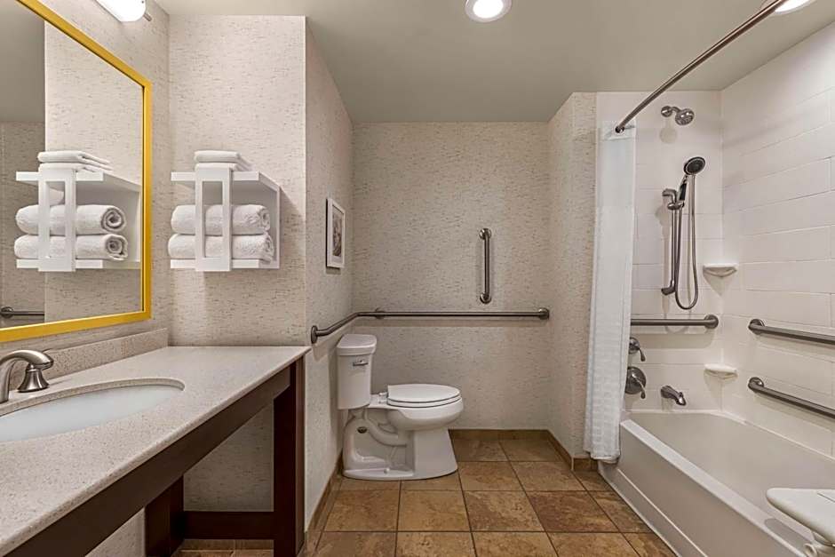 Hampton Inn By Hilton & Suites Pittsburgh/Waterfront-West Homestead