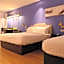 Le Embassy Hotel Georgetown
