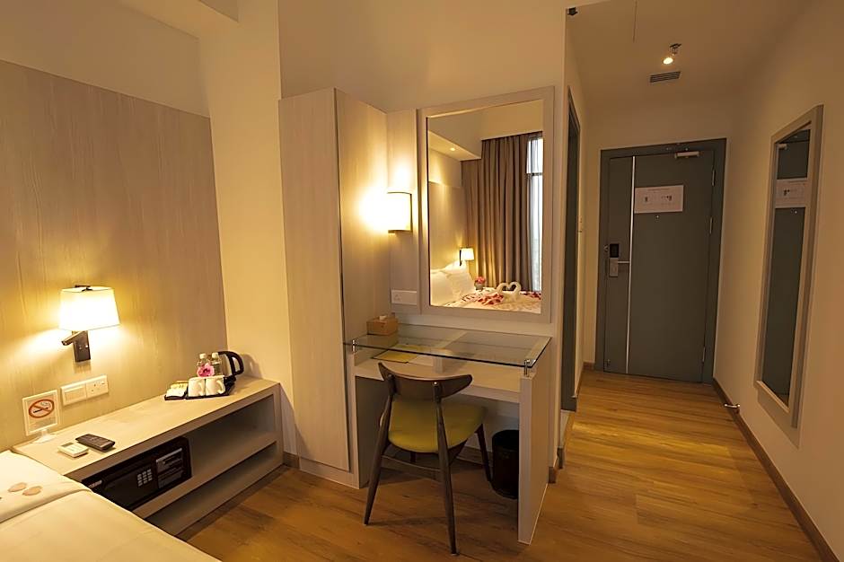 AZ Hotel and Serviced Apartments