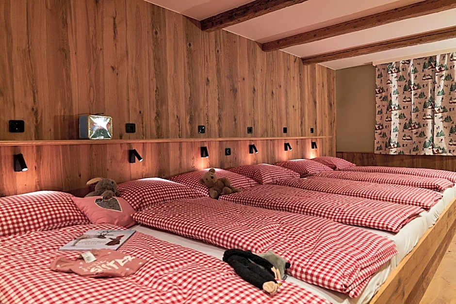 Berghaus Schröcken - Hotel Apartments Spa