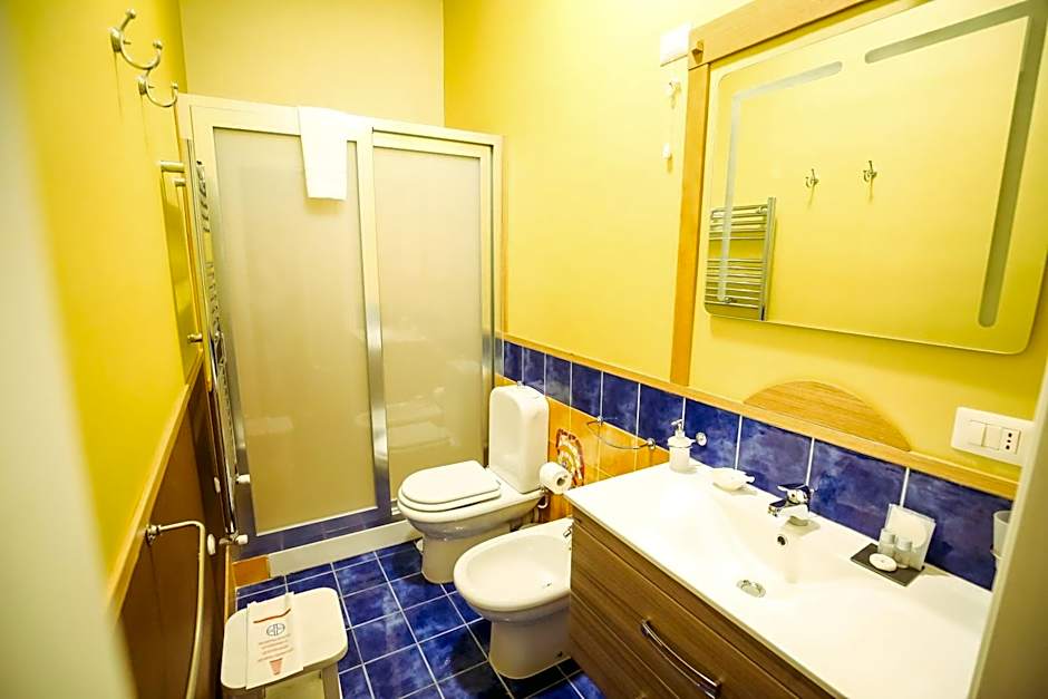 NapoliMia Boutique Hotel