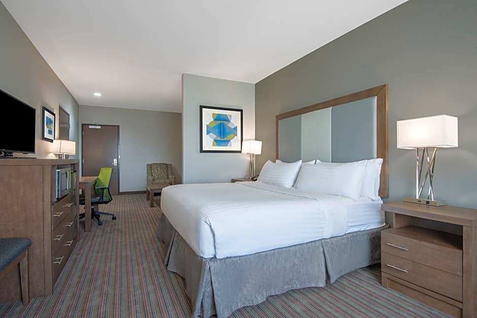 Holiday Inn Express & Suites Stillwater - University Area By IHG