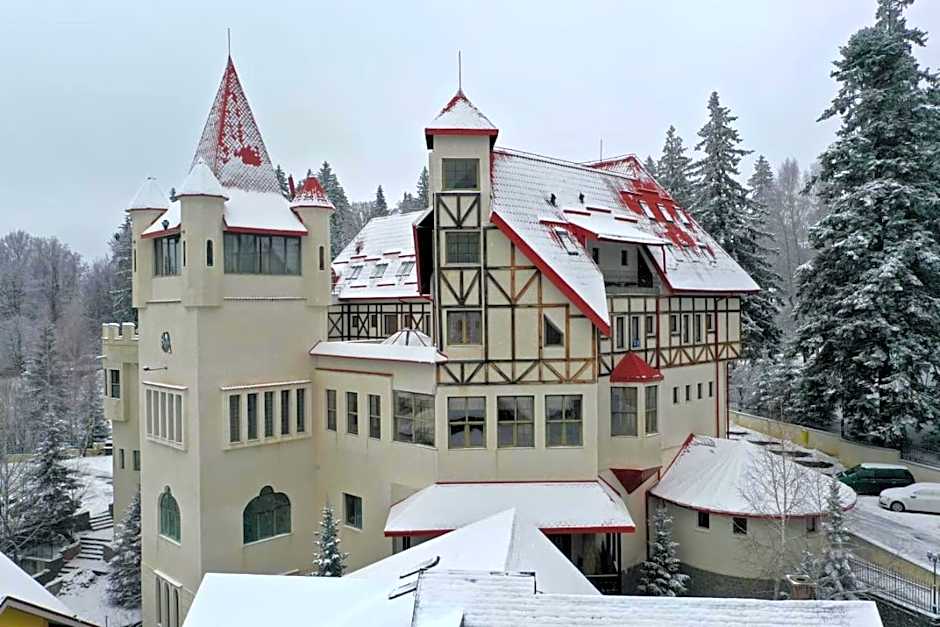 House of Dracula Hotel