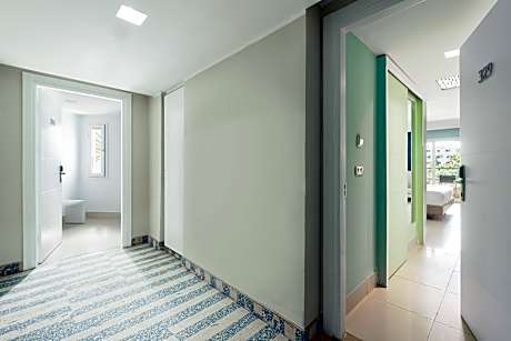 Interconnecting Garden View C2+3