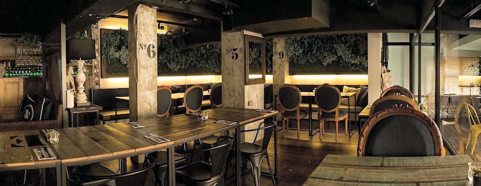 French Hotel