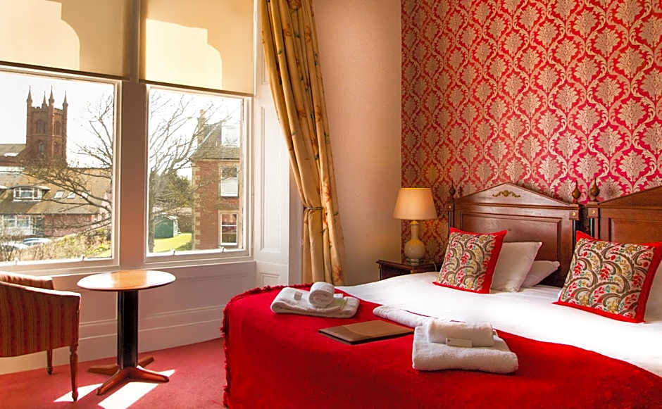 Royal Mackintosh Hotel