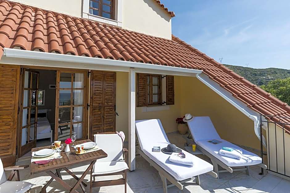 Albouro seafront apartments