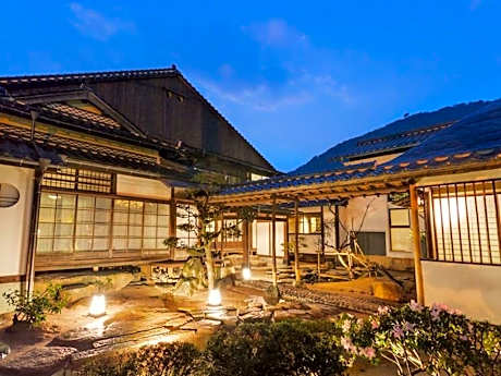 EN Takeda Castle Town Hotel