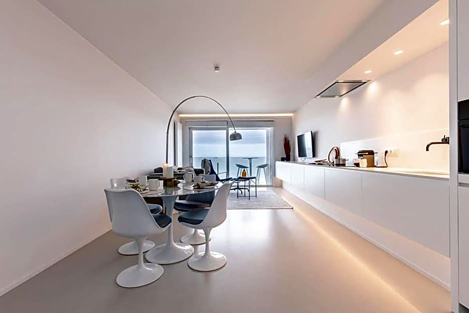 Huswell - Cozy modern studio with magnificent sea-view