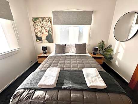 Queen Room with Shared Bathroom