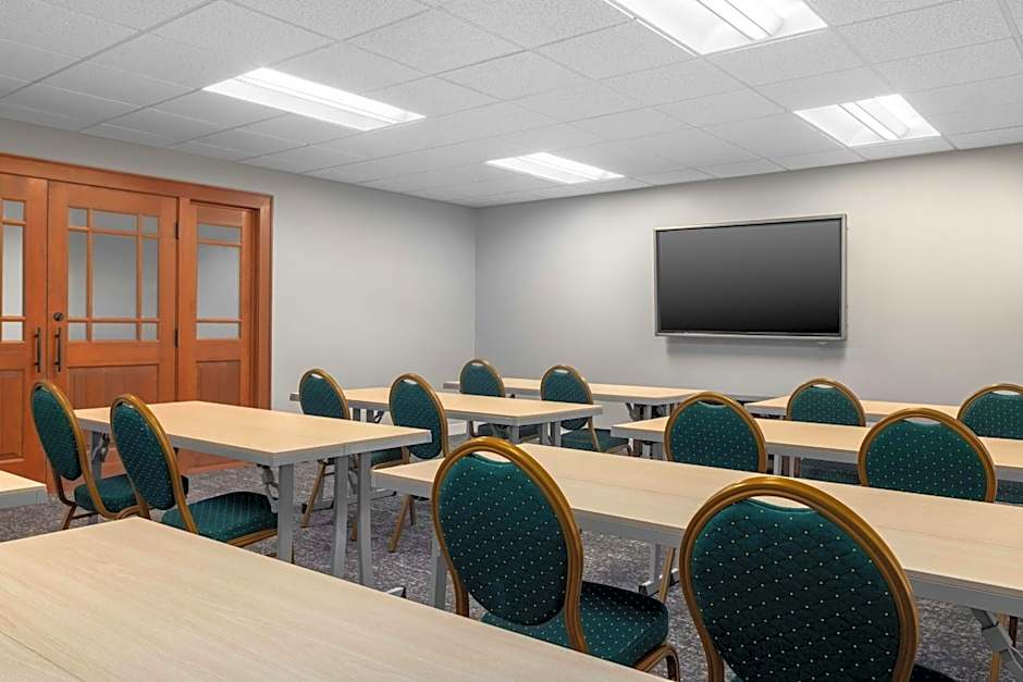 TownePlace Suites by Marriott Minot