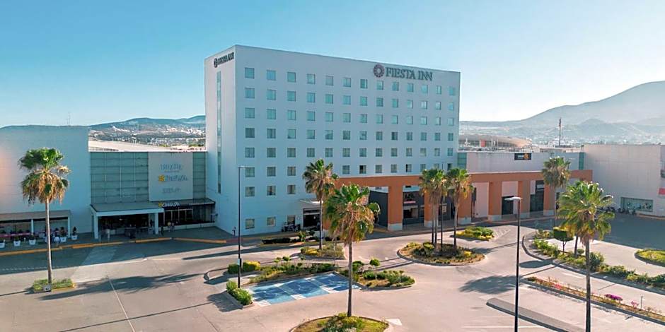 Photo 1 of 35 of Fiesta Inn Tepic